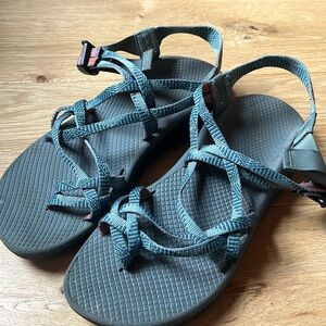 Chaco sandals, size 11, teal,